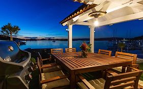 Luxury Leni Guest House